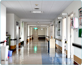 病室棟の写真
